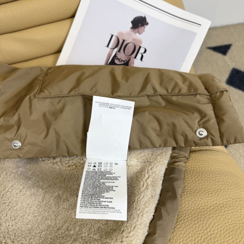 Pra*a outwear
